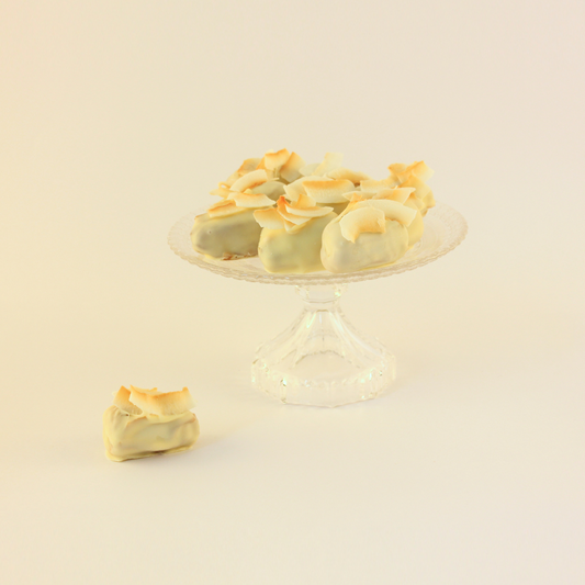 white chocolate coconut Sagie