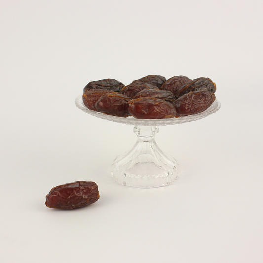 Plain Majdool dates
